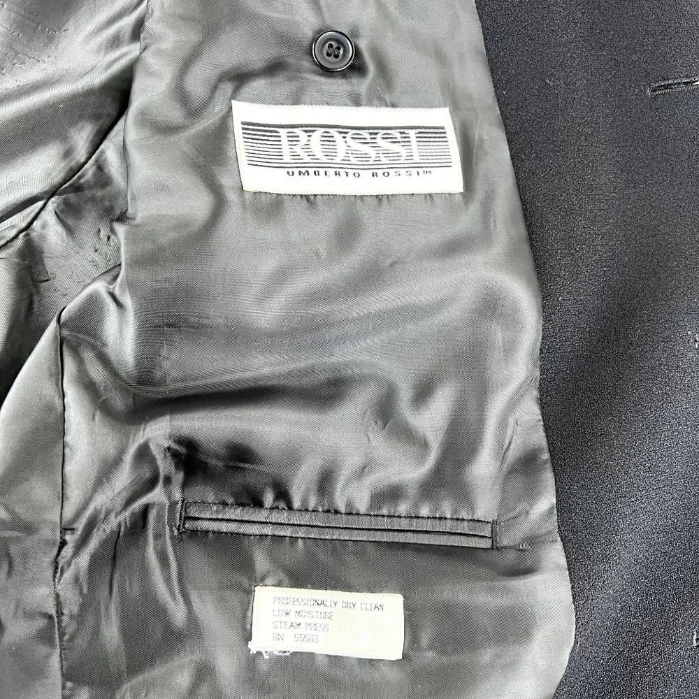 Rossi Umberto Rossi‎ Men Suit Wool 100% Black 3 Buttons down Size 44R/Large